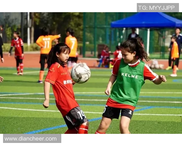 燃情绿茵巅峰时刻打造专属足球明星精彩剪辑模板