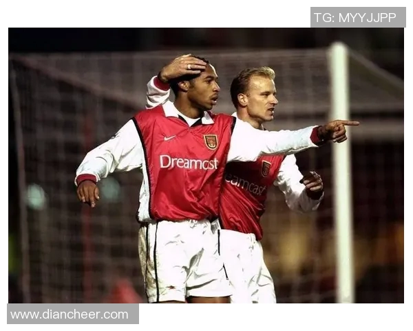 美国足球十大球星盘点：现役与传奇球员谁更具影响力